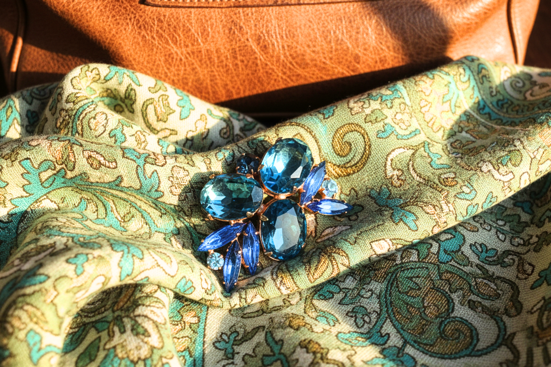 Vintage rhinestone jewellery