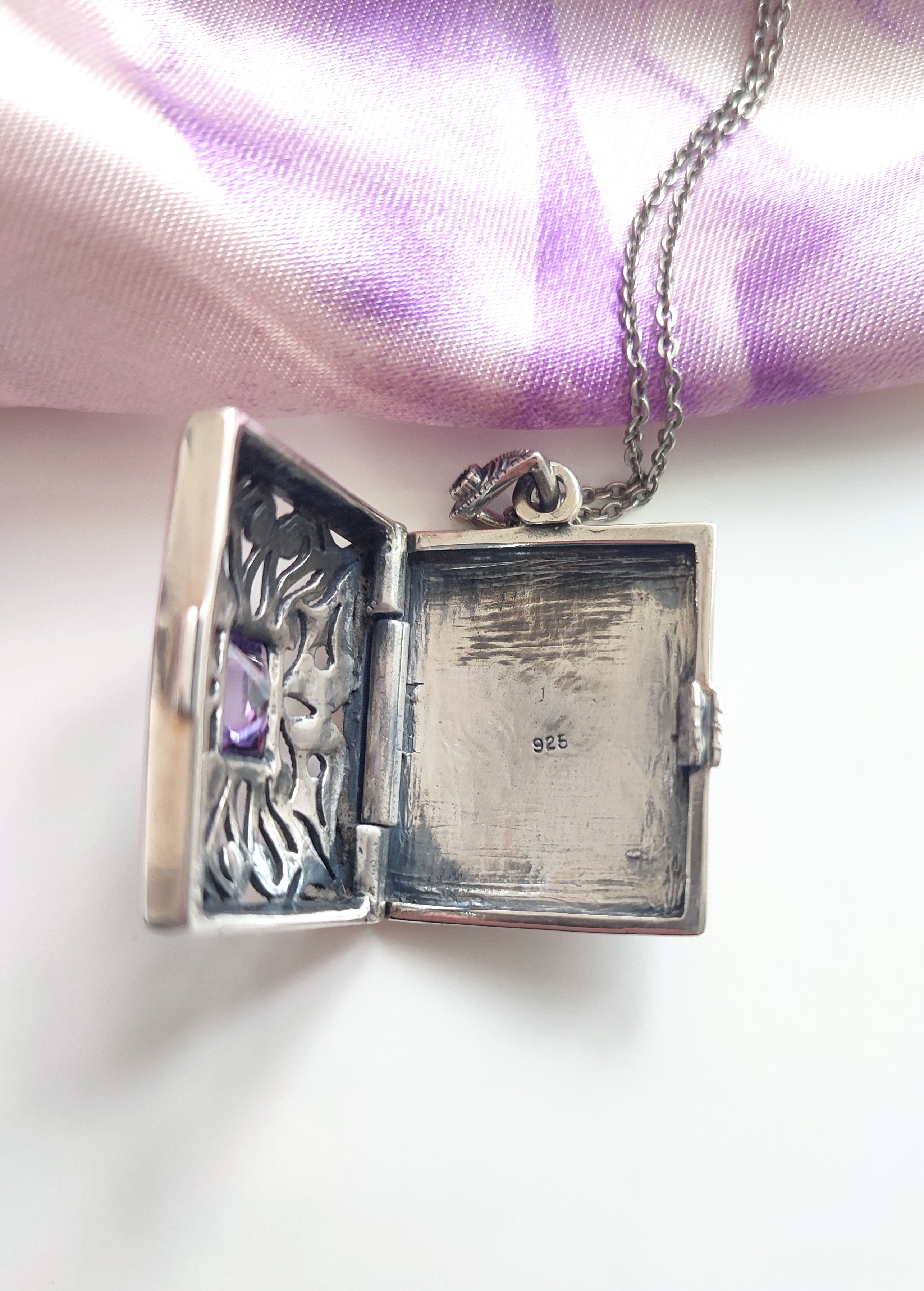 Vintage silver photo locket with Amethyst stone