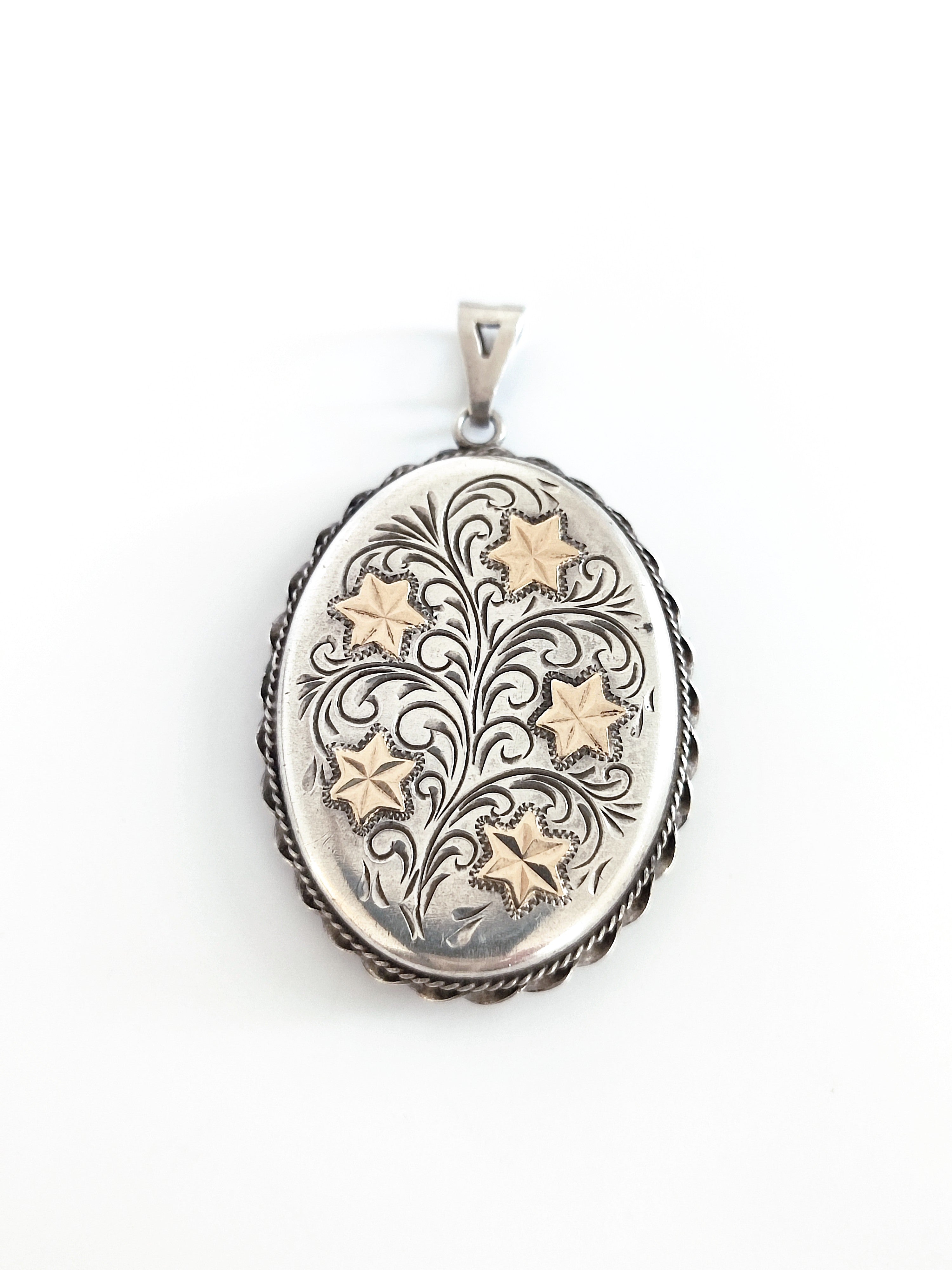 Large Victorian vintage silver locket
