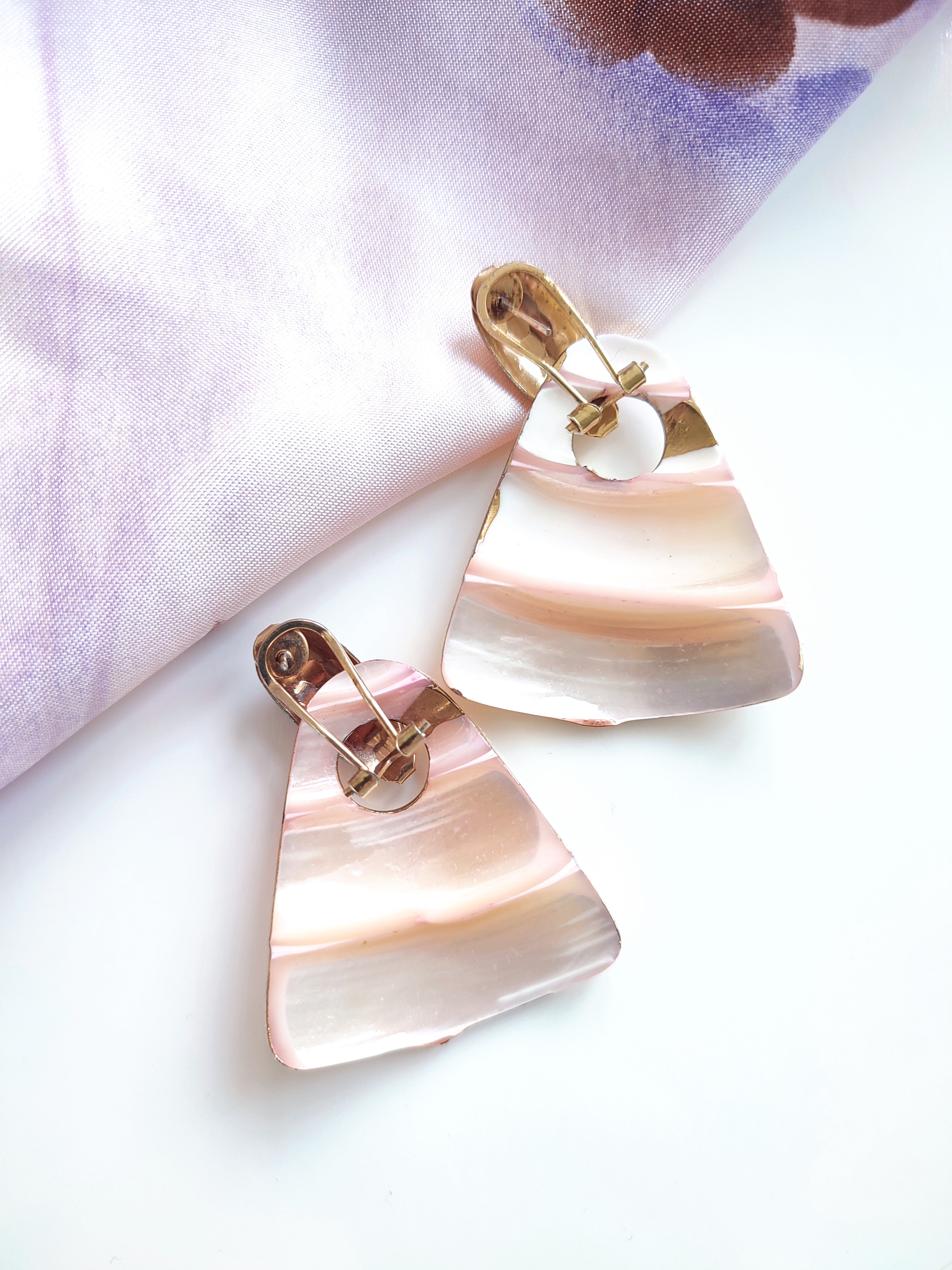 Pink and gold mother of pearl vintage earrings