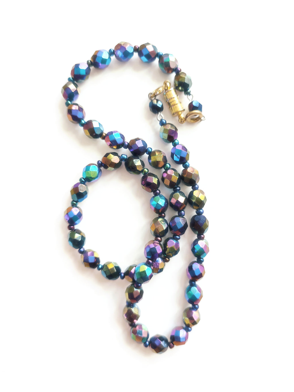 Aurora borealis rainbow vintage necklace