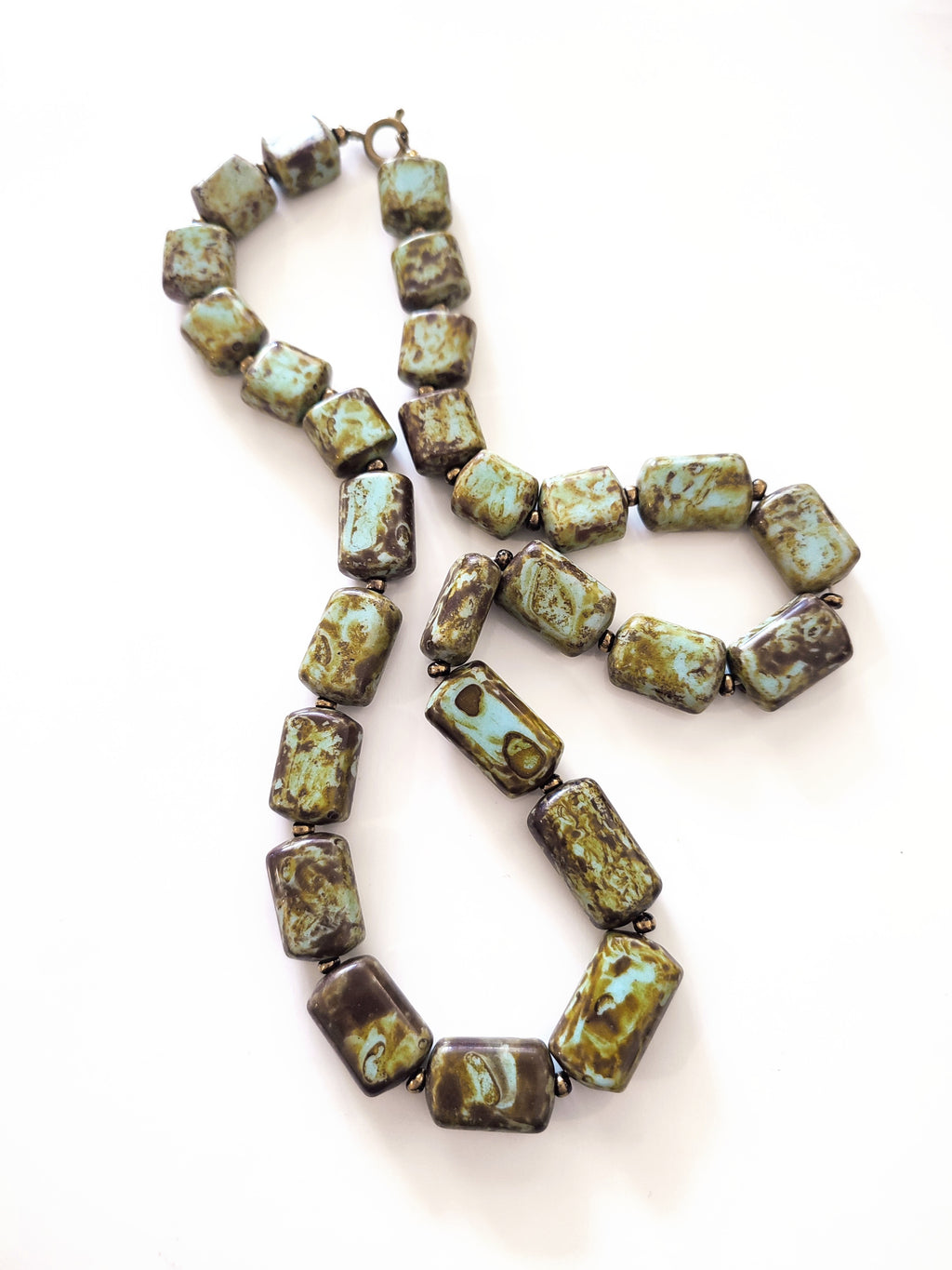 Scottish agate bead stone necklace