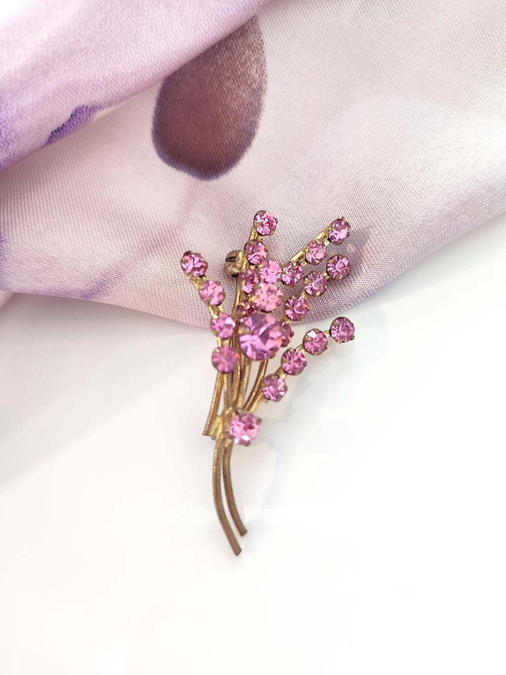 Vintage pink rhinestone flower brooch