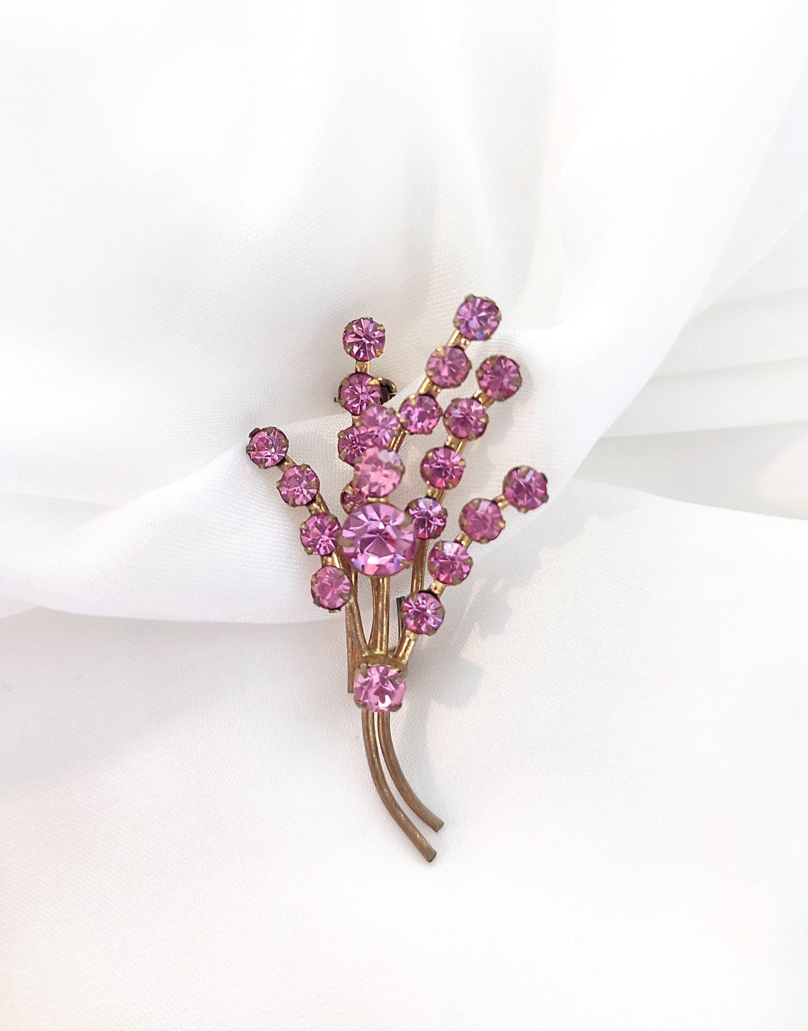 Vintage pink rhinestone flower brooch