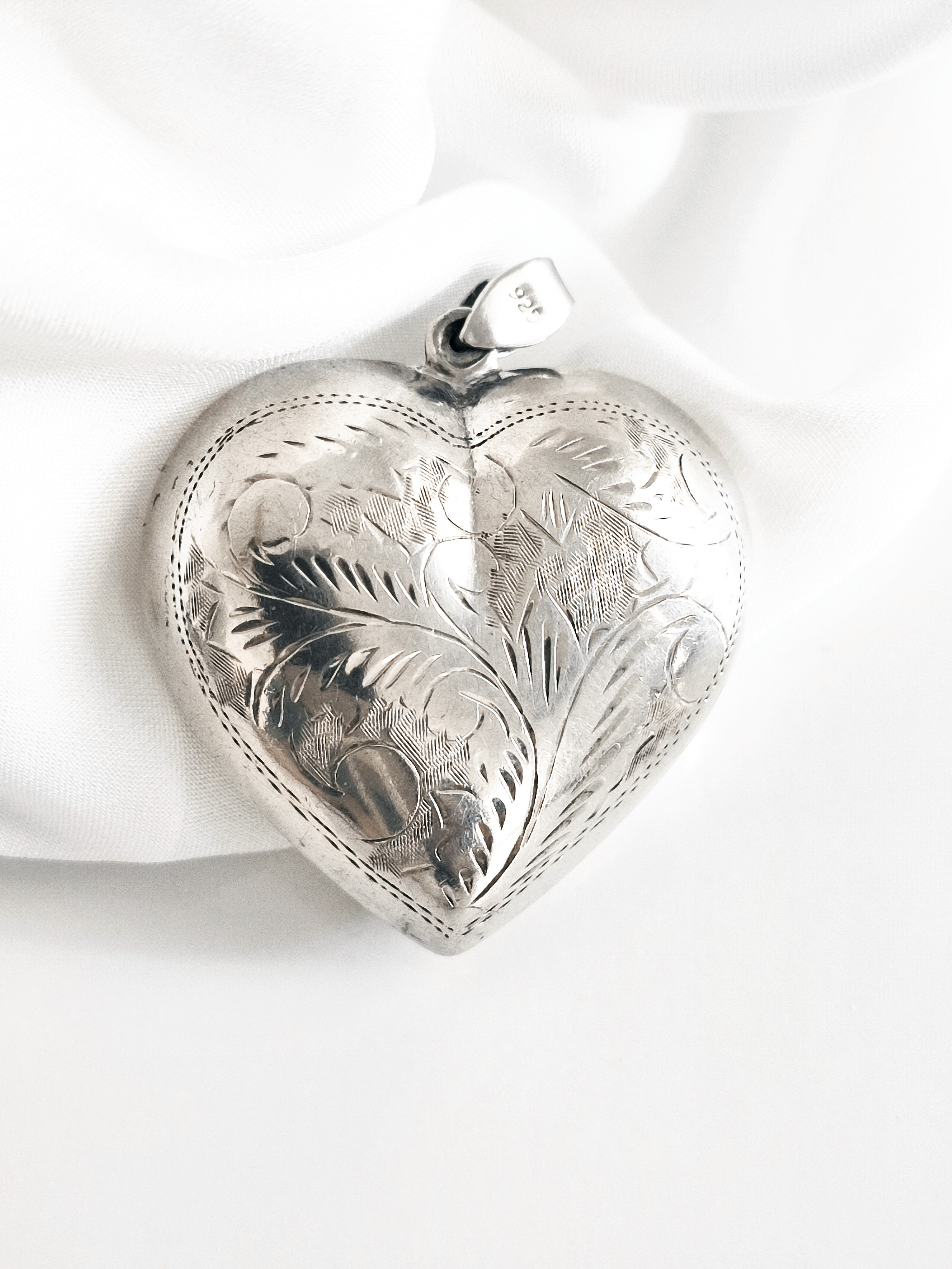 Large silver puffy heart pendant