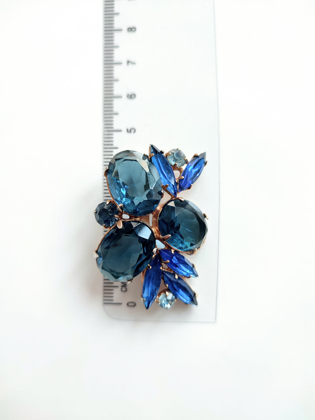 Blue rhinestone vintage brooch