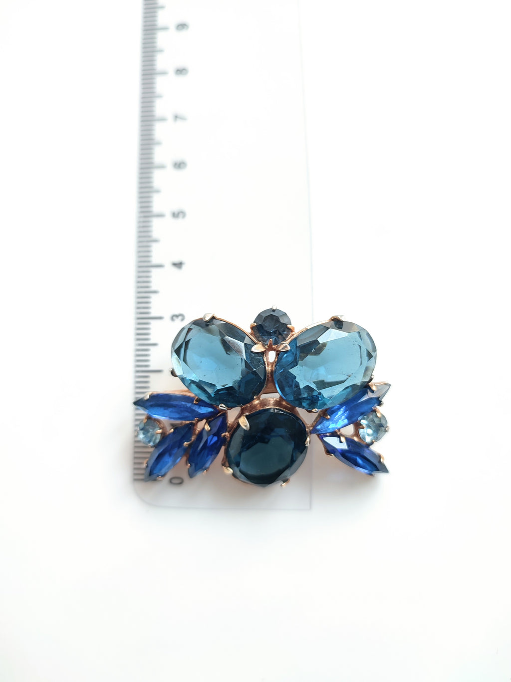 Blue rhinestone vintage brooch