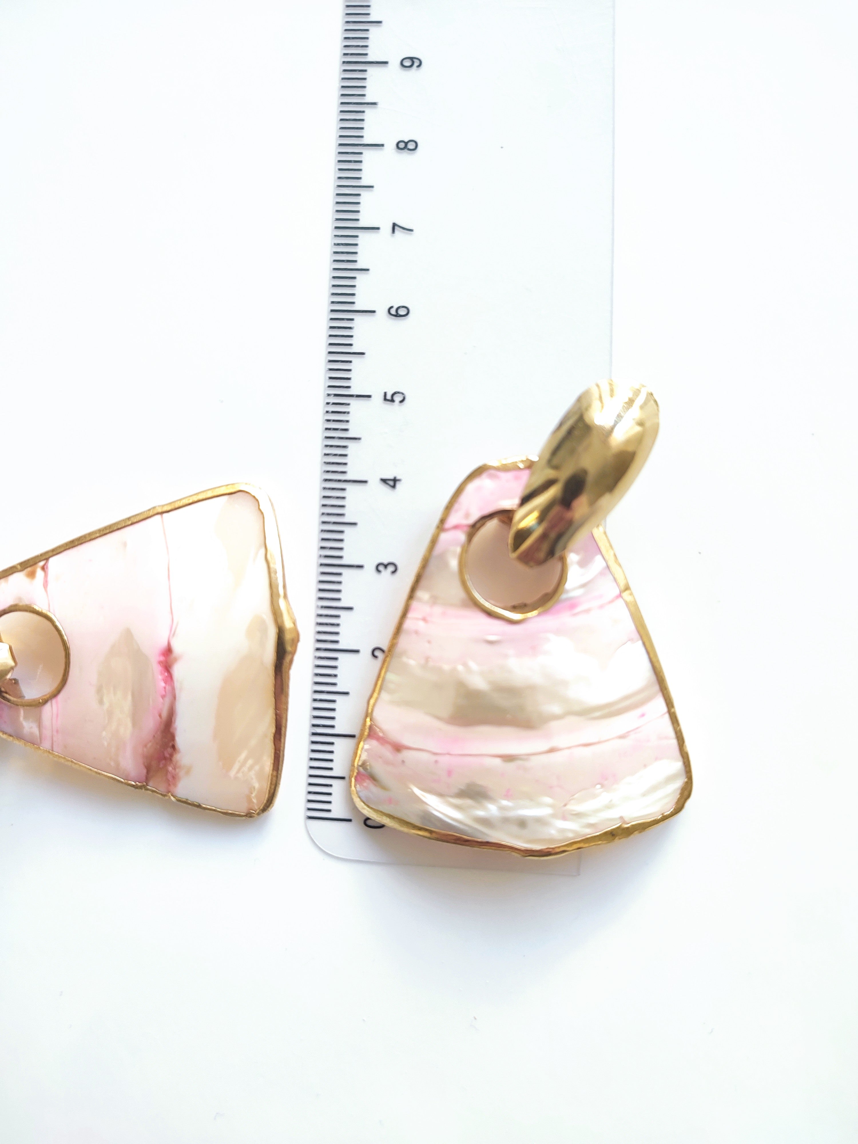 Pink and gold mother of pearl vintage earrings