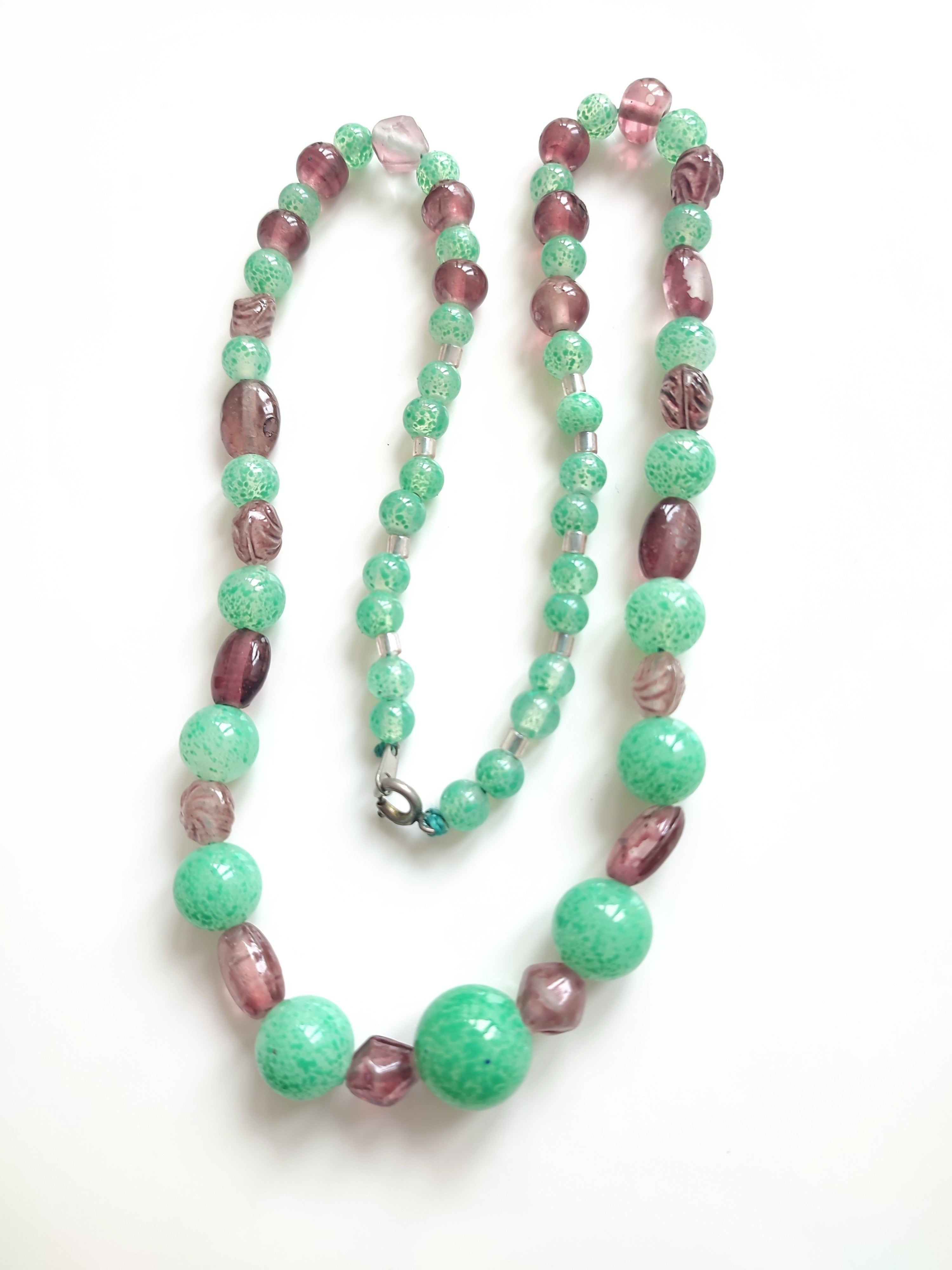 Vintage glass bead necklace jade colours