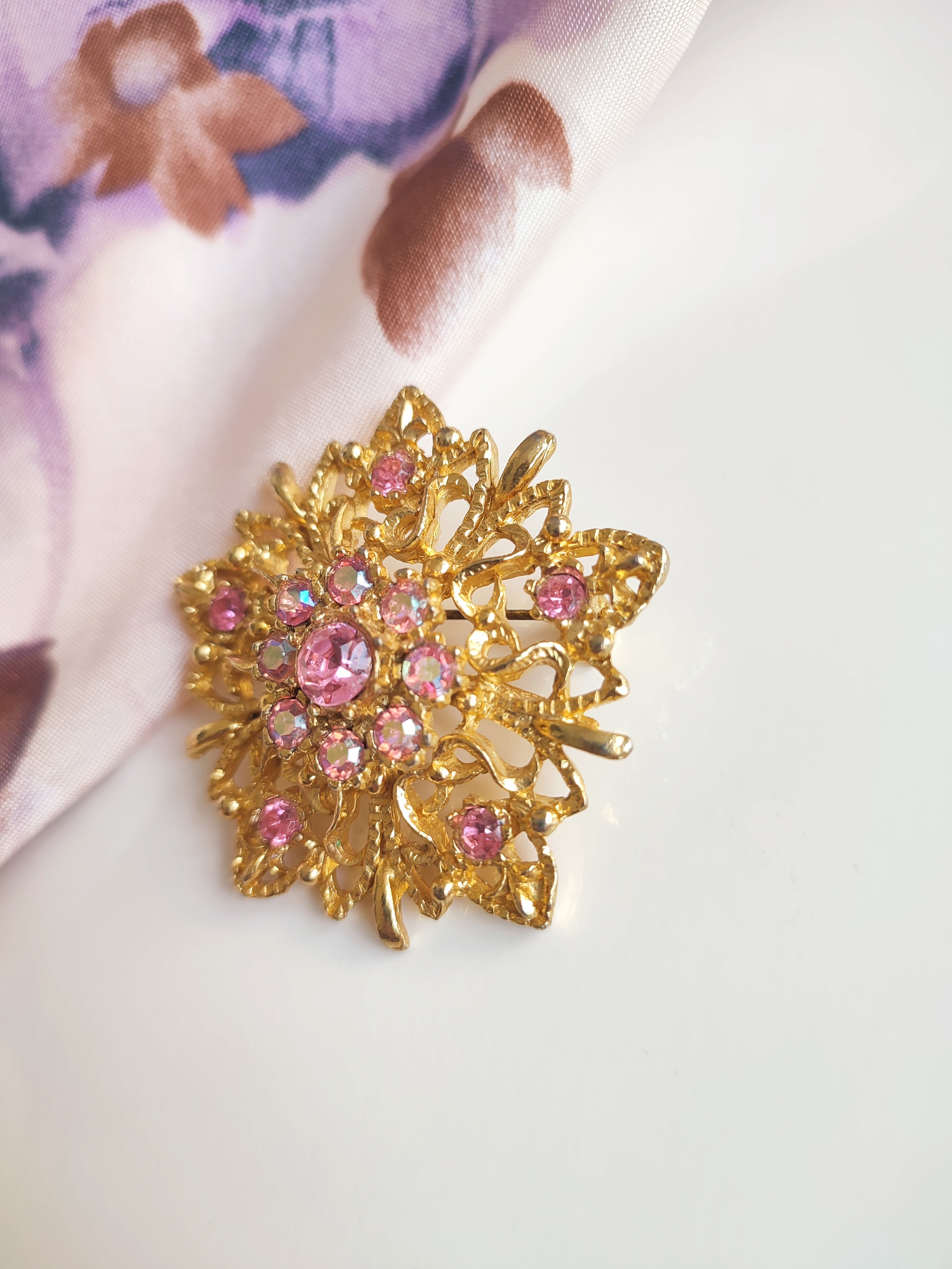 Vintage Hollywood Pink Rhinestone Sunburst Brooch