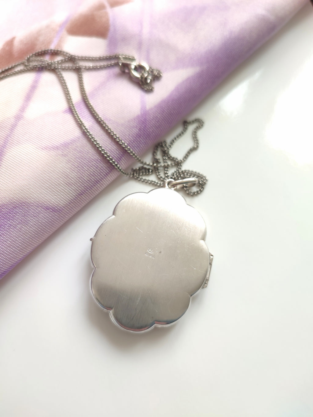 Scalloped Vintage silver Locket Germany