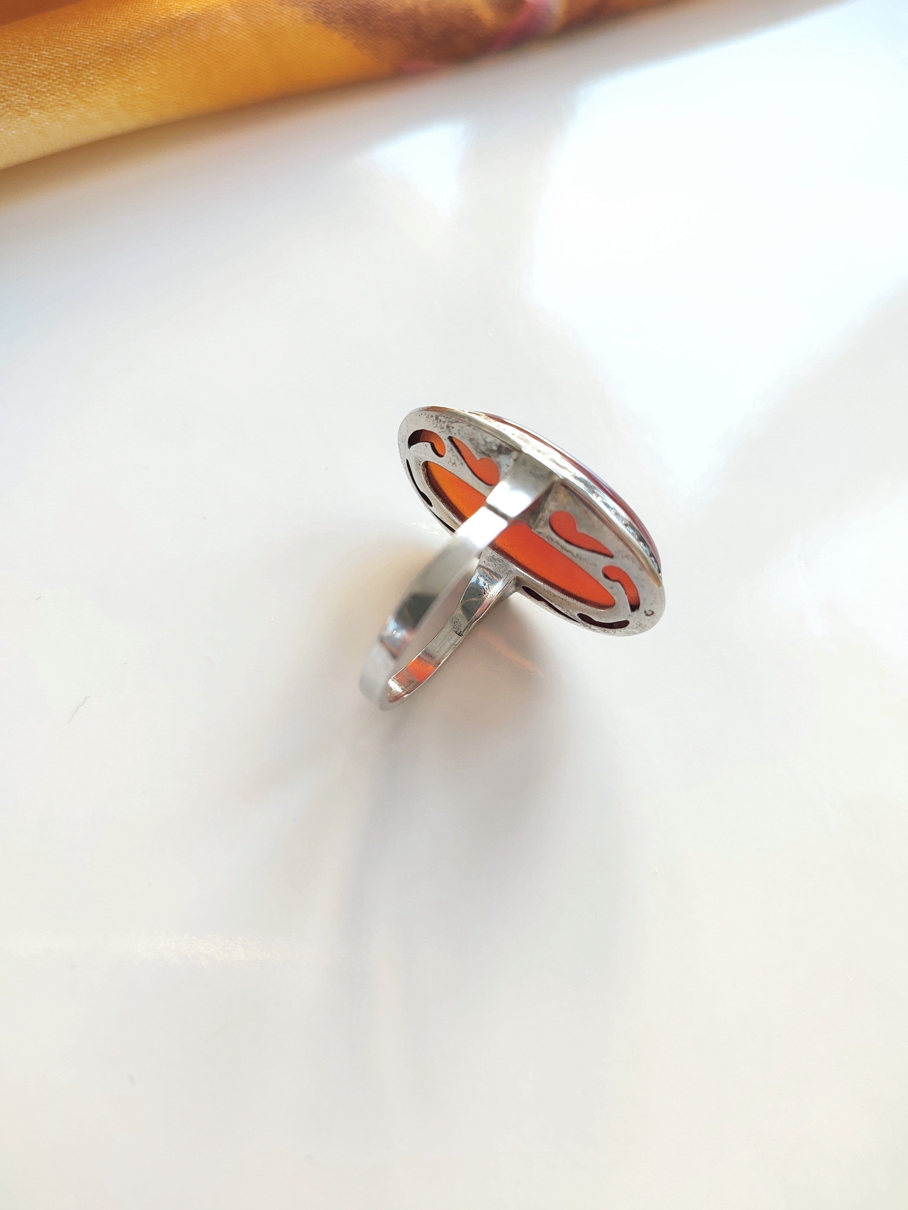 Vintage Silver dress ring with large Carnet