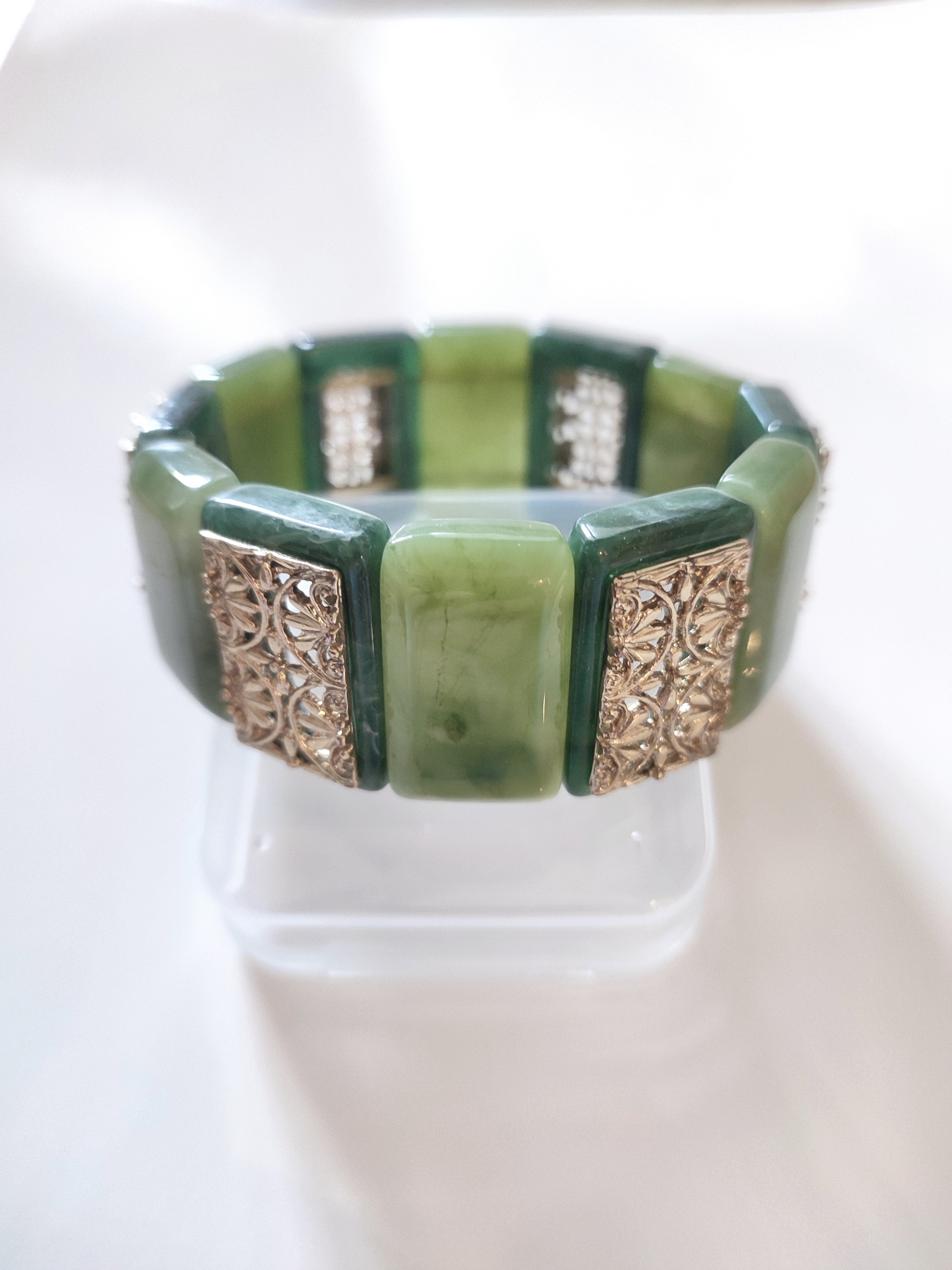 Vintage 1960 bracelet Faux Jade & Gold Filigree