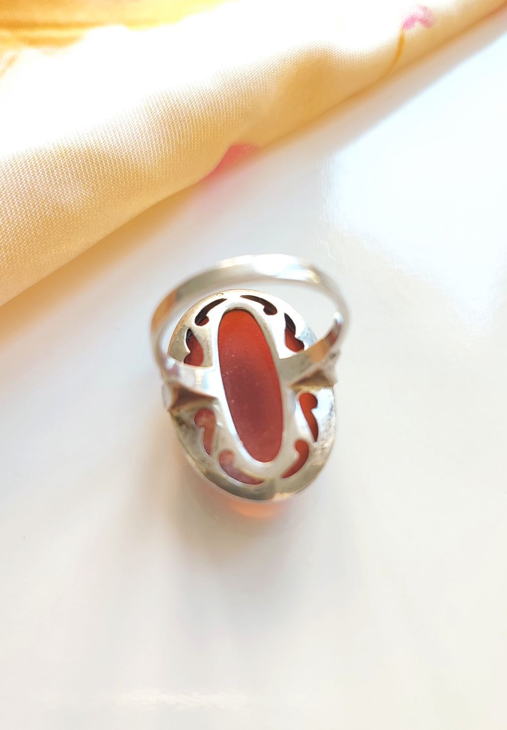 Vintage Silver dress ring with large Carnet